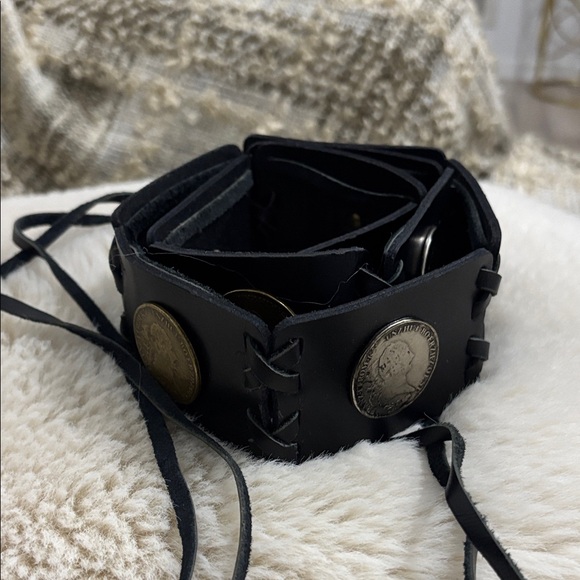 Black Leather Coin-Accent Bohemian Belt Unbranded - Picture 3 of 11